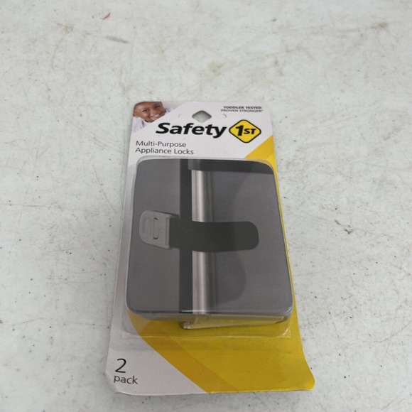 Safety 1st Multi-Purpose Refrigerator Microwave Dishwasher Appliance Lock 2 Pack - Picture 3 of 6